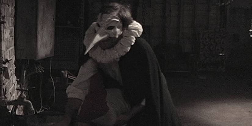 Edward torturing Cheryl from The Poughkeepsie Tapes.