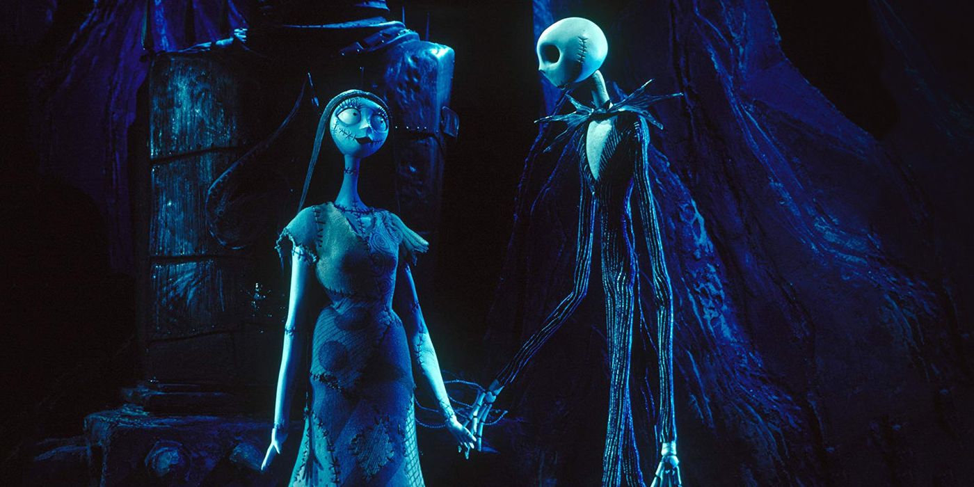 Sally e Jack Skellington de mãos dadas em The Nightmare Before Christmas