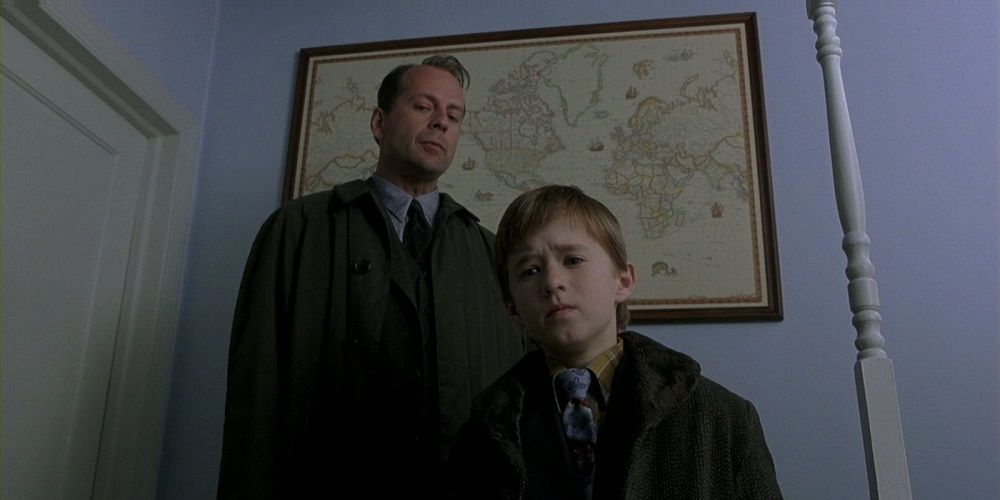 The Sixth Sense: Ending Explained - We See What We Want to See 