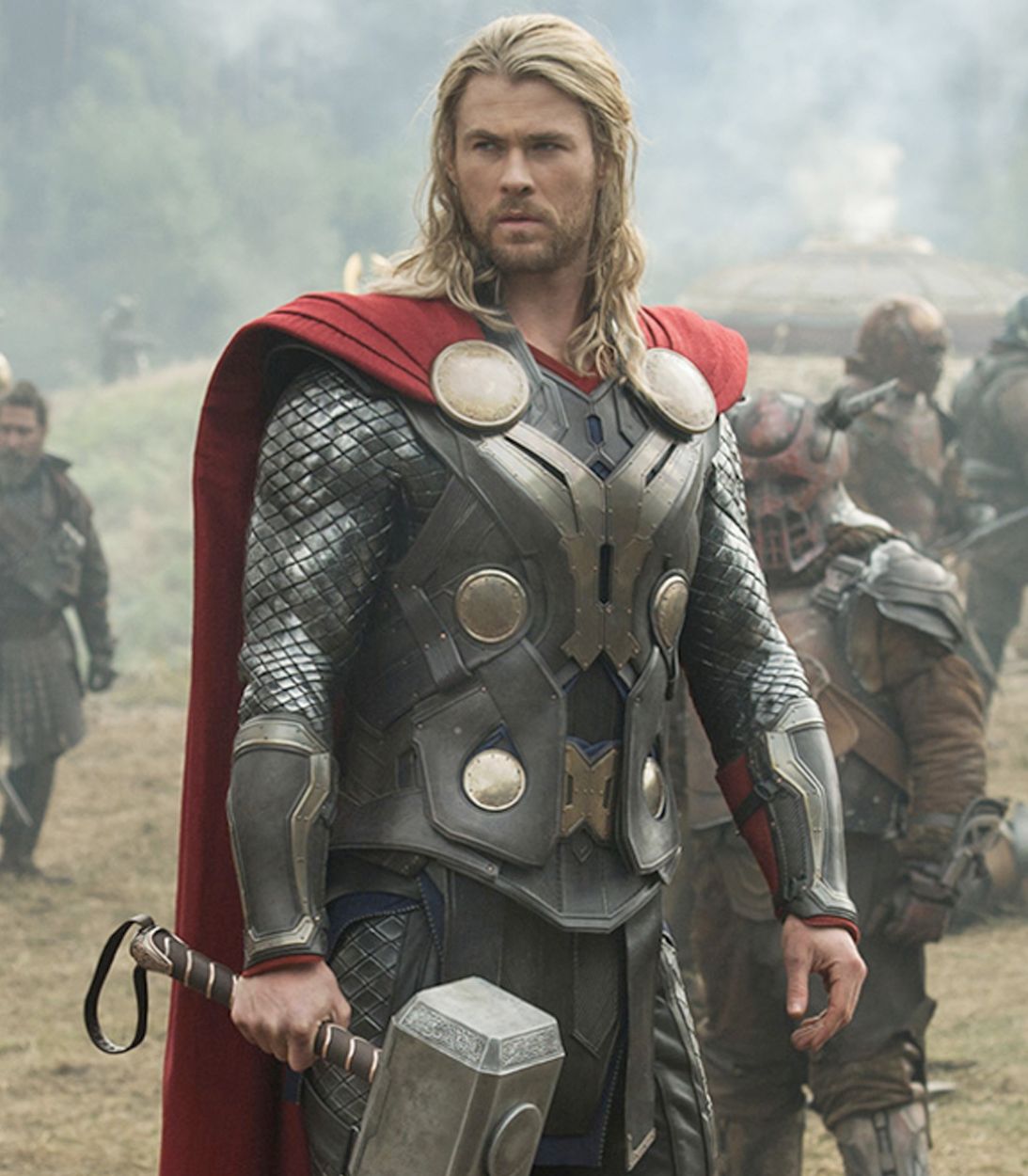 Thor wields Mjolnir in Thor 1