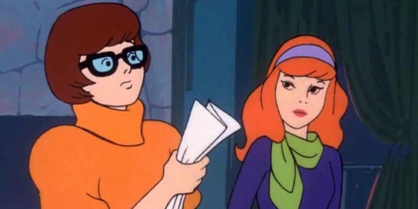Velma and Daphne Scooby Doo