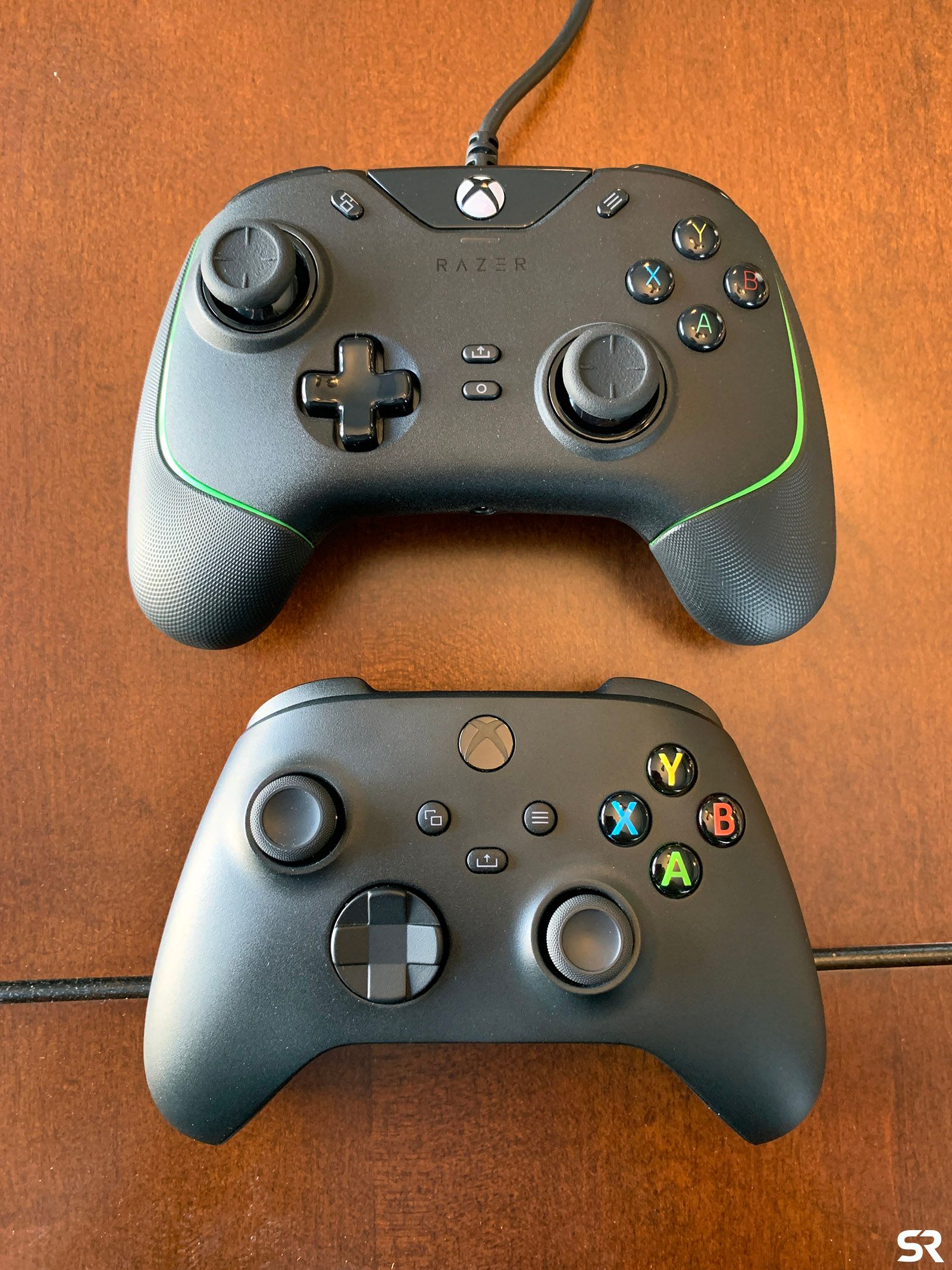 Xbox Series X Controller vs Razer Wolverine V2