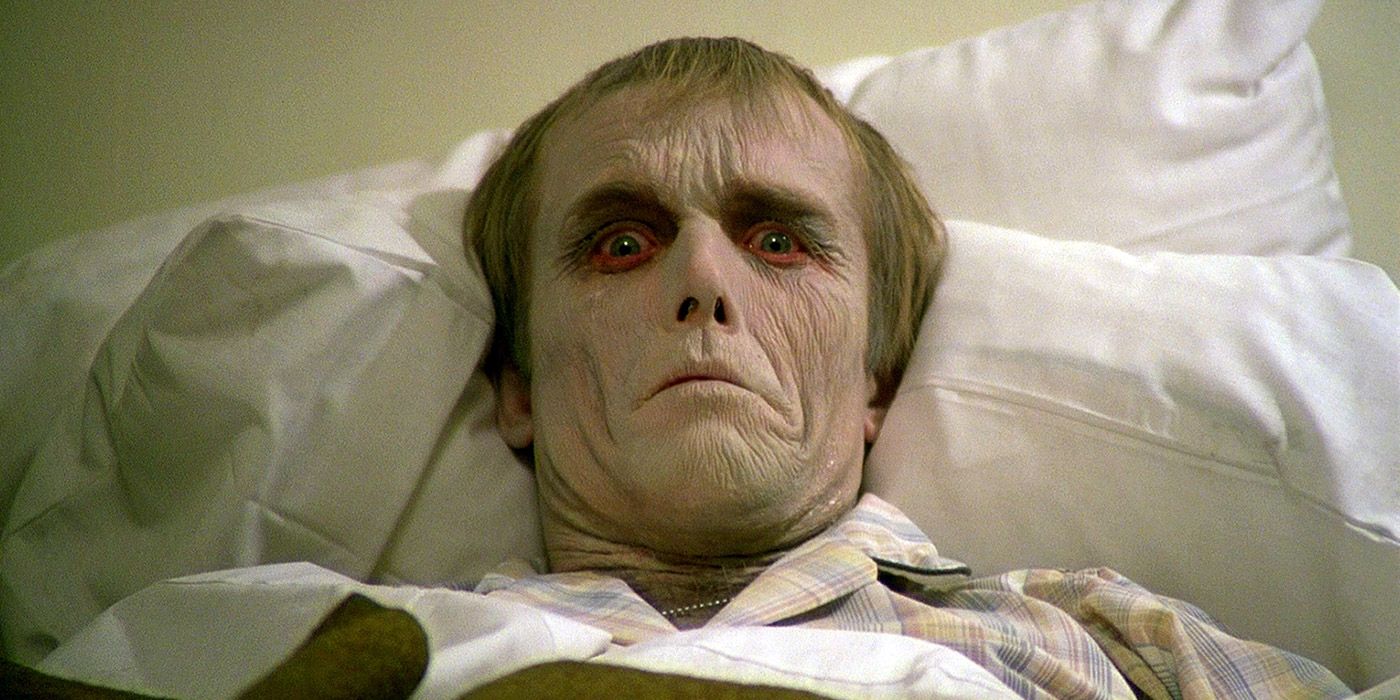 Roger reanima como zombie en Dawn of the Dead