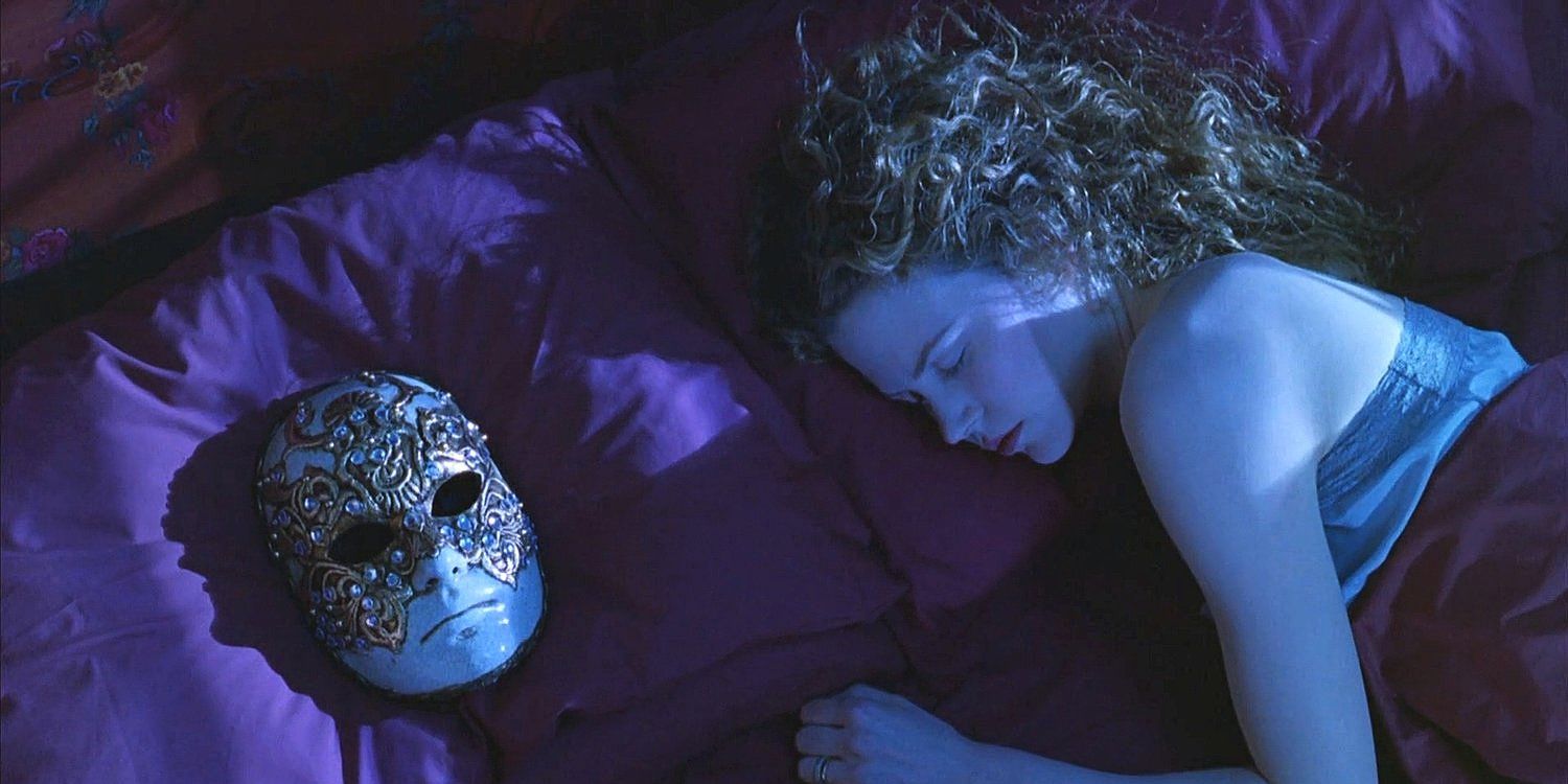 Alice sleeps with mask in Eyes Wide Shut