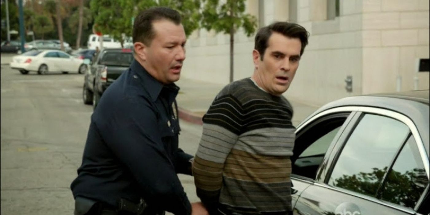 Modern Family: The 5 Most Annoying Things Phil Ever Did (& 5 Sweetest)