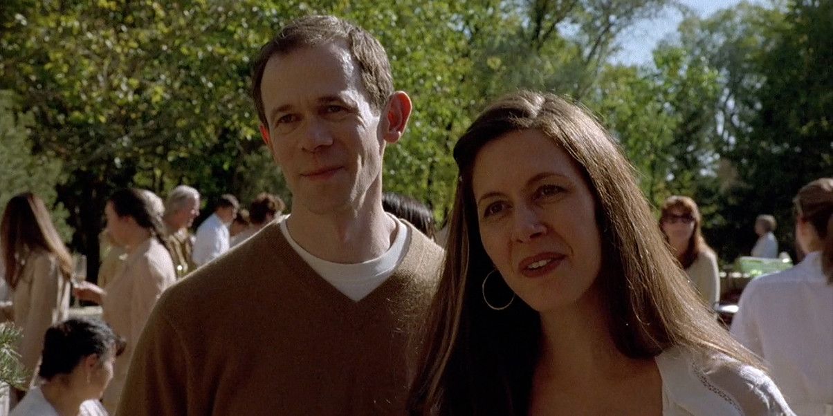 Gretchen and Elliott at a party in Breaking Bad