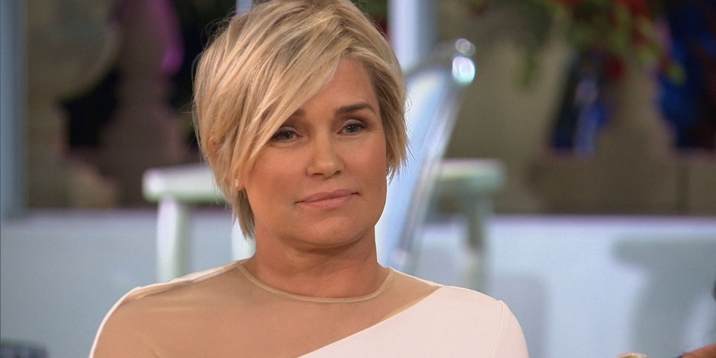 Yolanda Hadid wears short white hair on 'The Real Housewives of Beverly Hills'