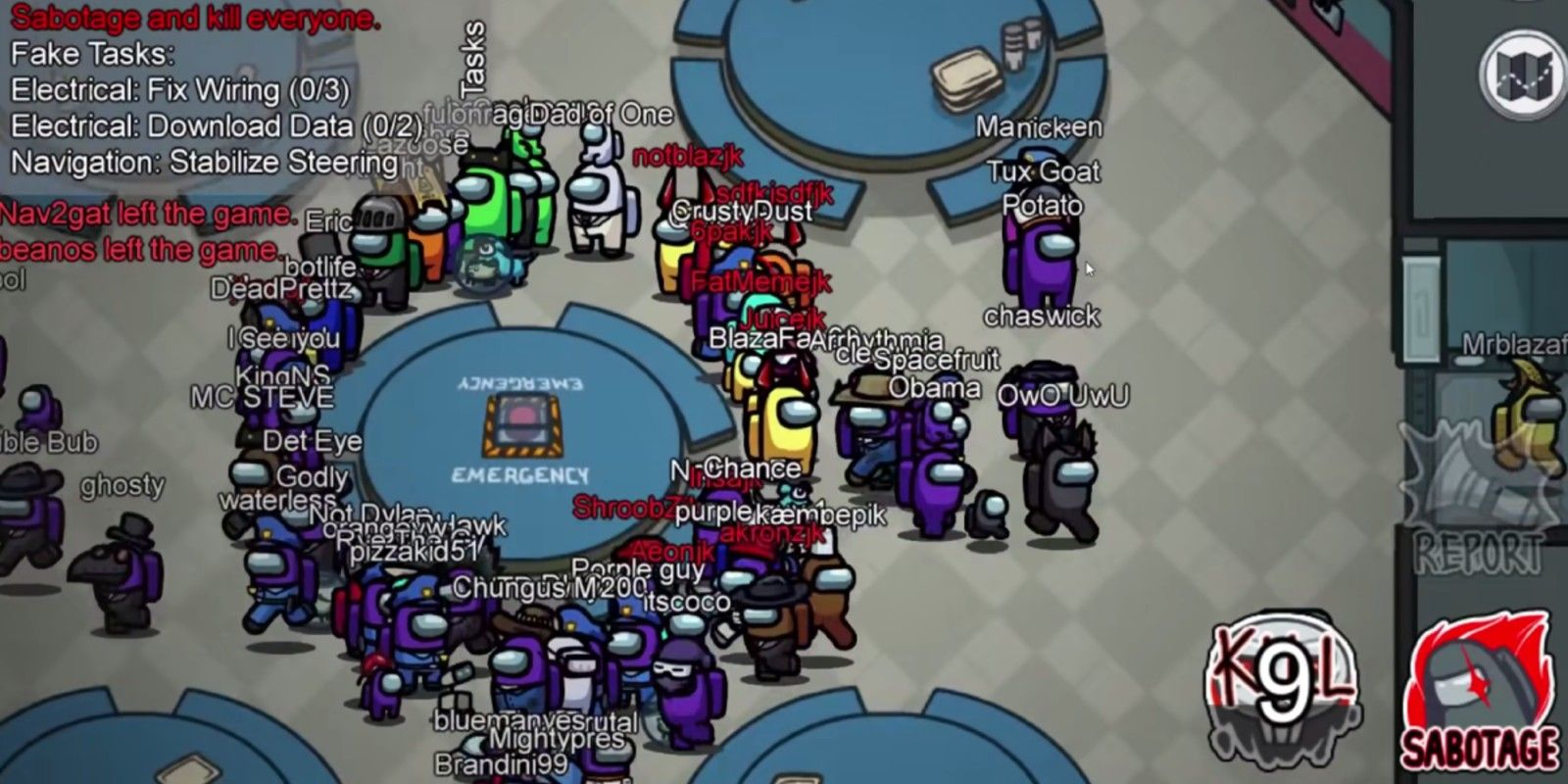 A game with 100 players in Among Us is chaotic