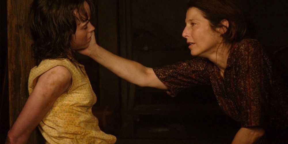 Elliot Page's character Sylvia being tortured by Catherine Keener's character Gertrude in An American Crime