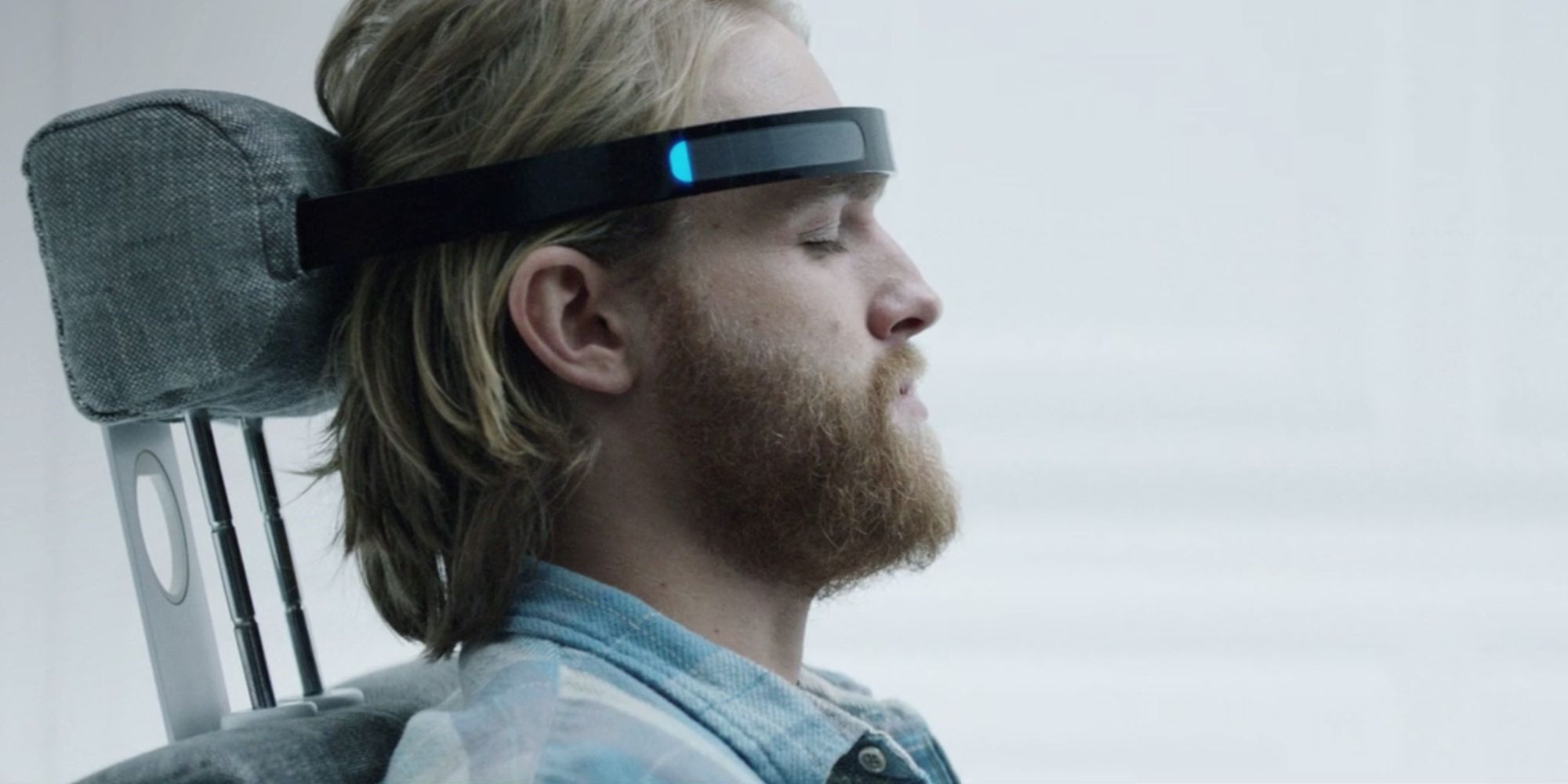Wyatt Russell in a gaming experiment in Black Mirror