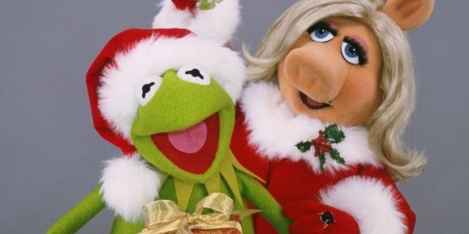 Christmas Kermit the Frog and Miss Piggy The Muppets
