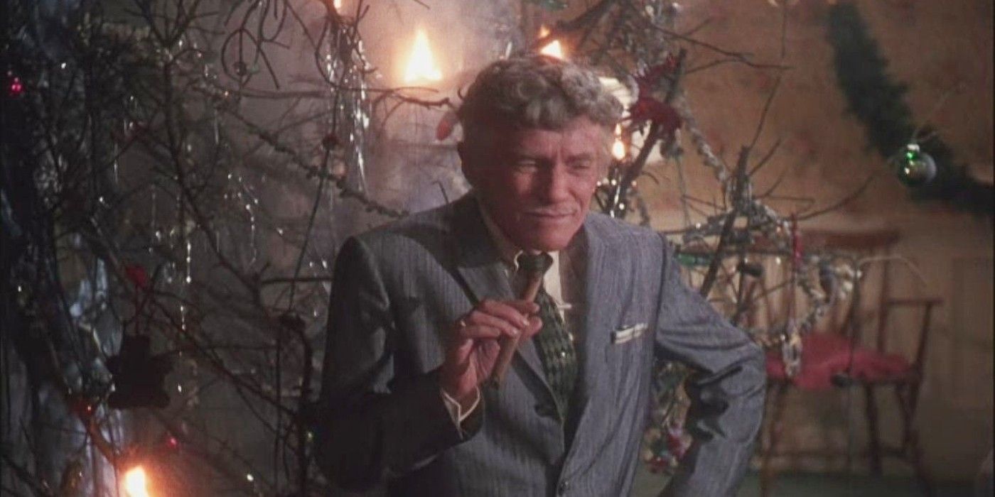 Christmas Vacation Uncle Lewis burns down tree