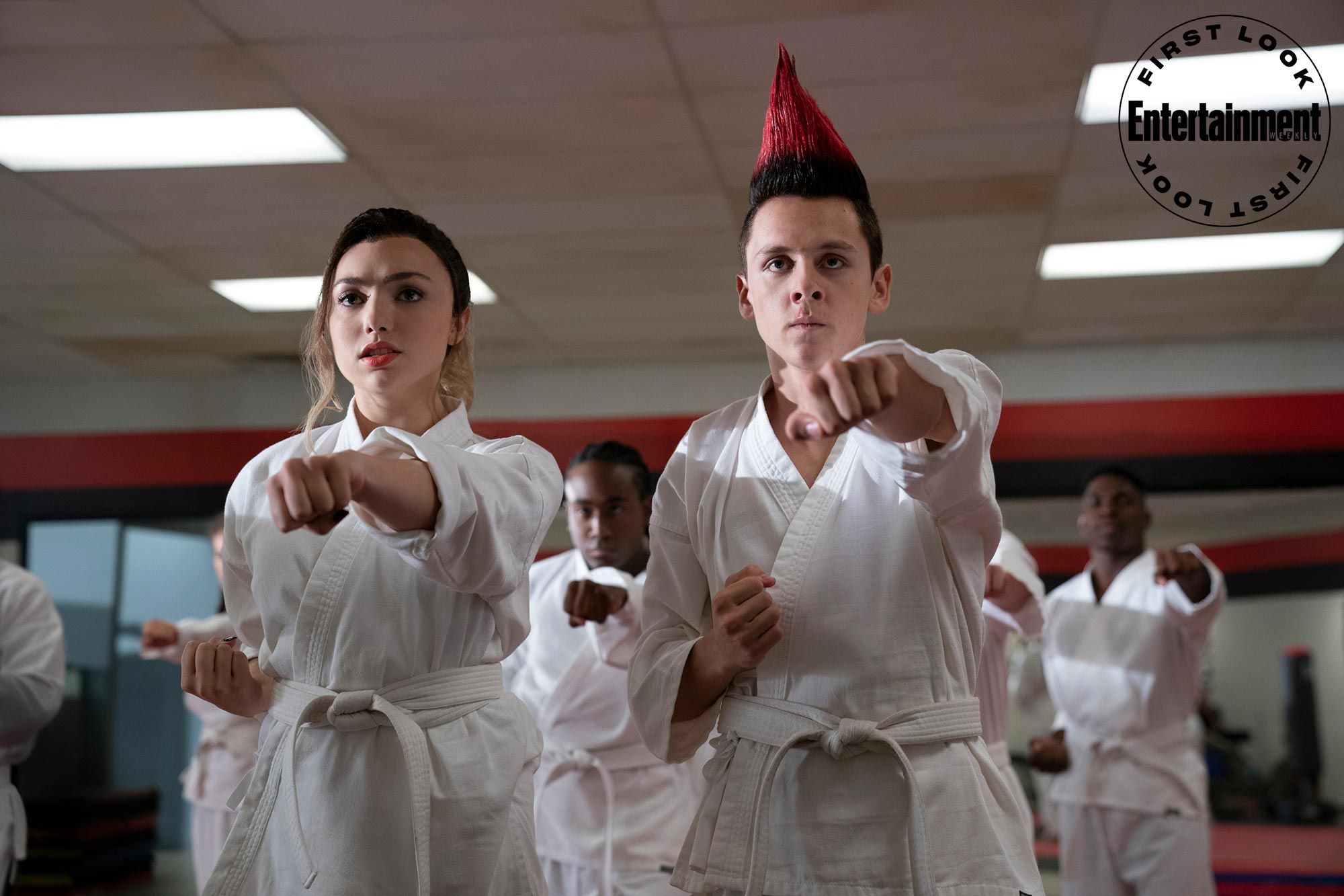 COBRA KAI (L to R) PEYTON LIST as TORY and JACOB BERTRAND as ELI in episode 308 of COBRA KAI Cr. BOB MAHONEY/NETFLIX © 2020