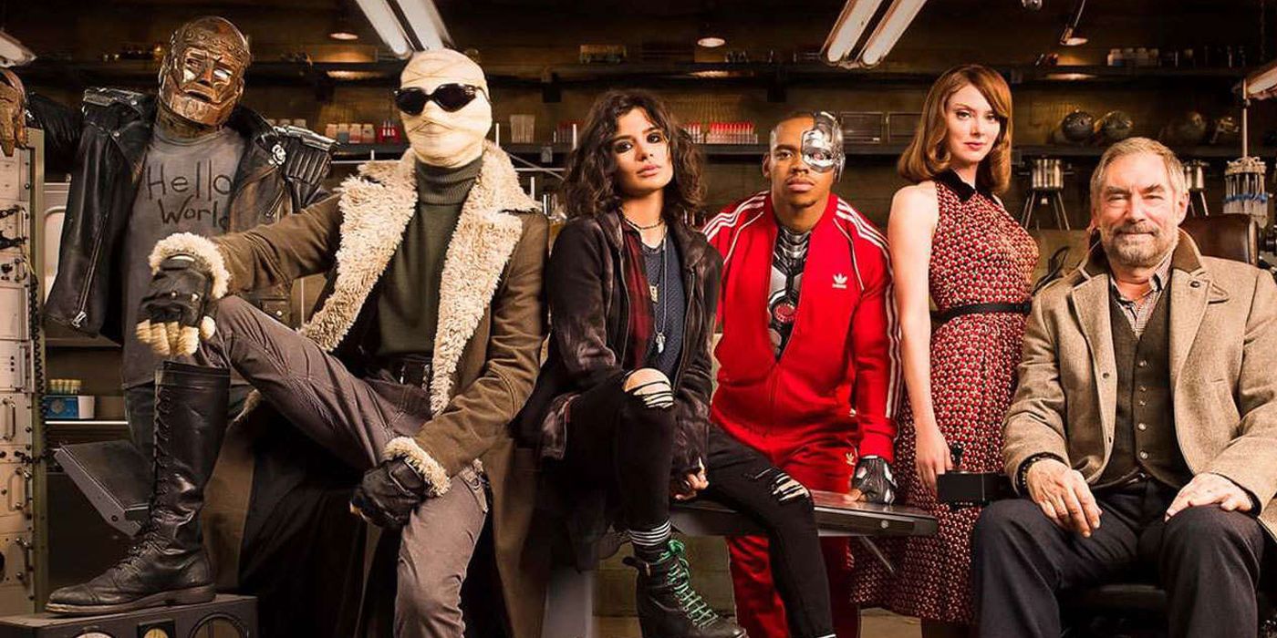 A group shot of the Doom Patrol TV show cast posing in a line.