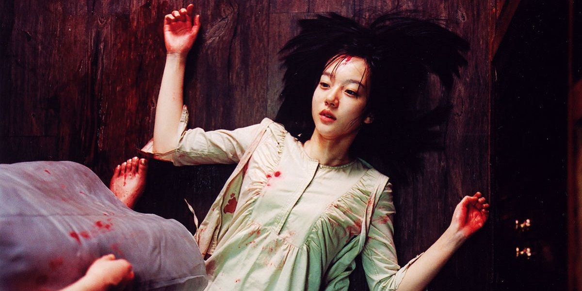 Su-mi covered in blood in A Tale of Two Sisters