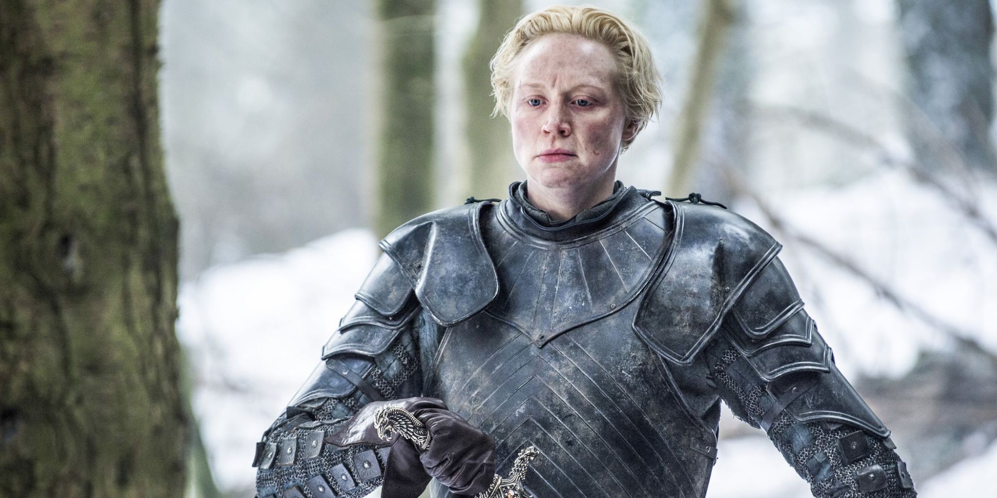 Brienne finds Sansa and offers her sword in Game of Thrones