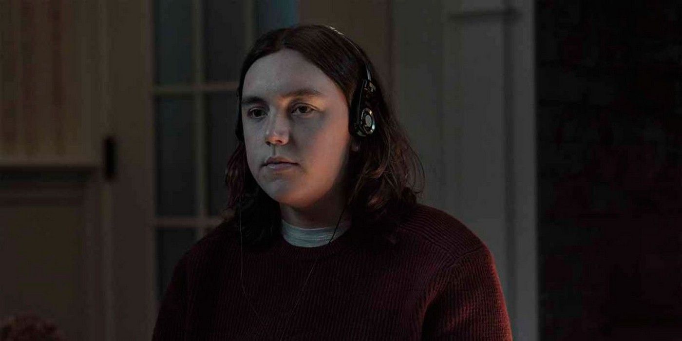 Hal Cumpston as Silas in Walking Dead World Beyond wearing headphones