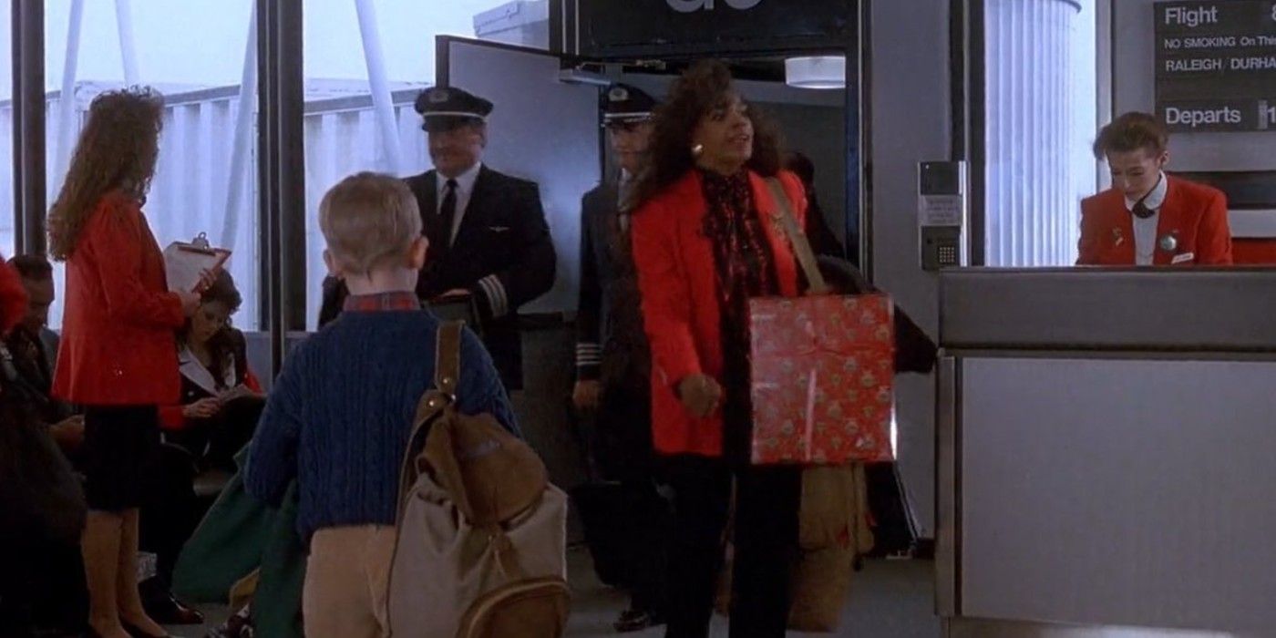 Home Alone 2 Kevin Getting Off Plane