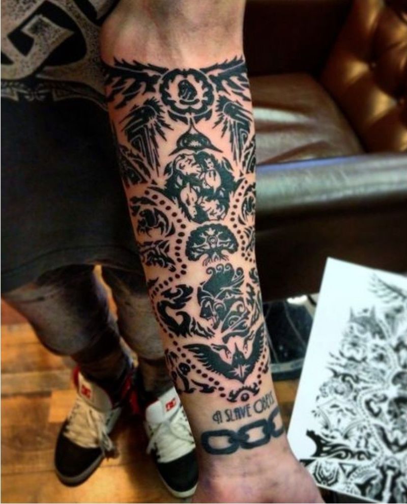Jason Brody's tatau on arm