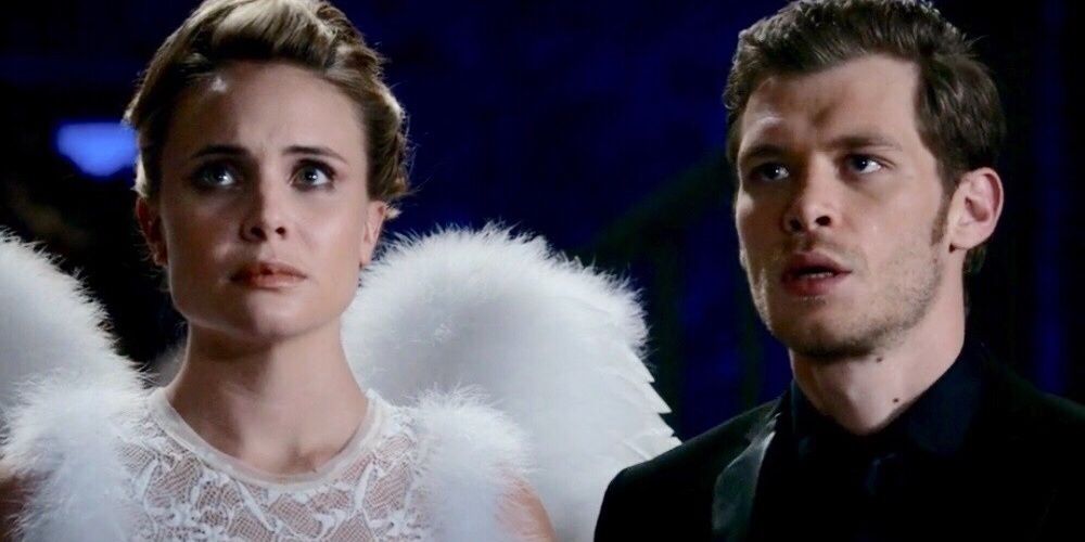 Klaus and Camille looking up in The Originals.