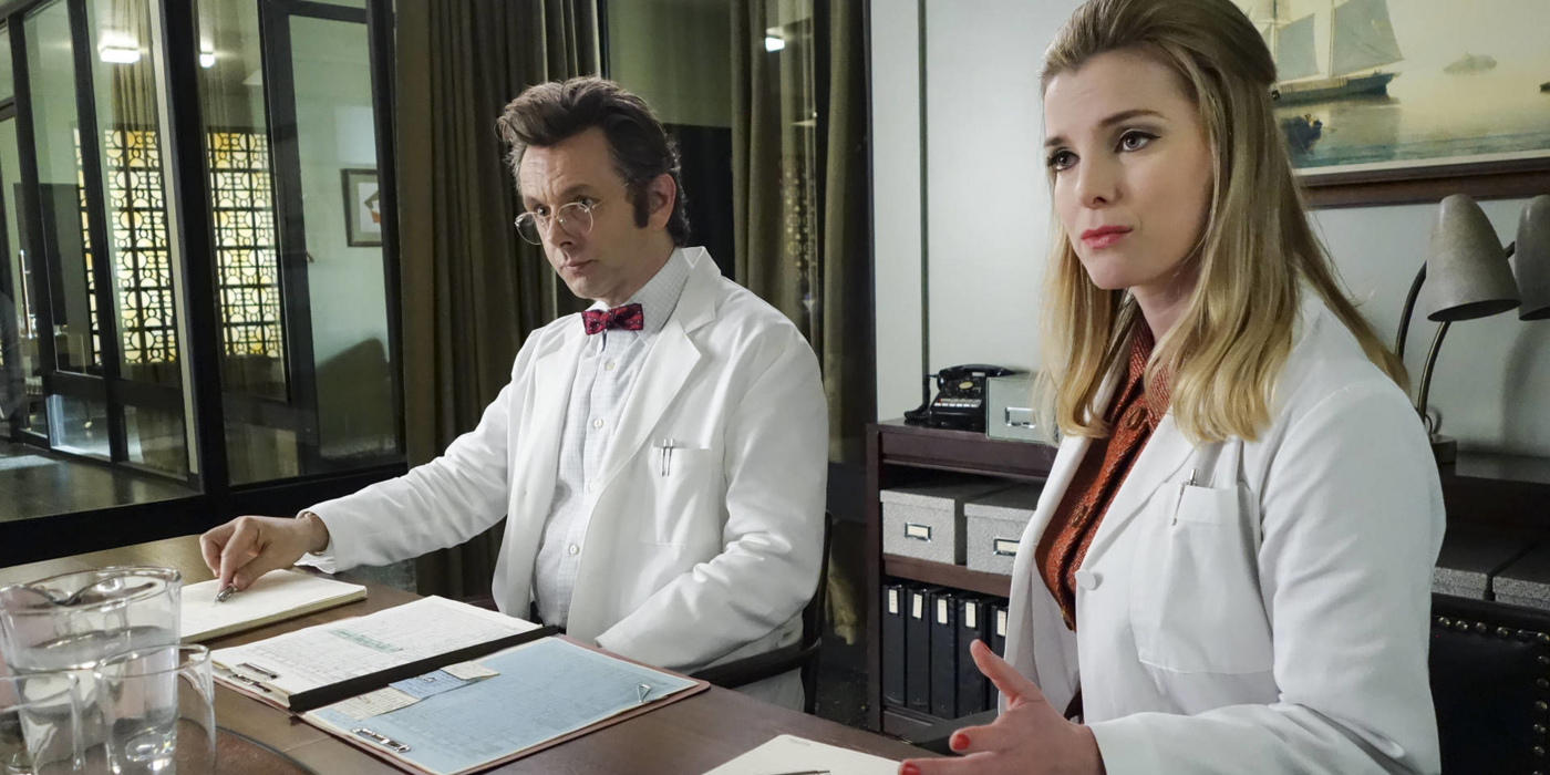 Michael Sheen and Betty Gilpin in Masters of Sex