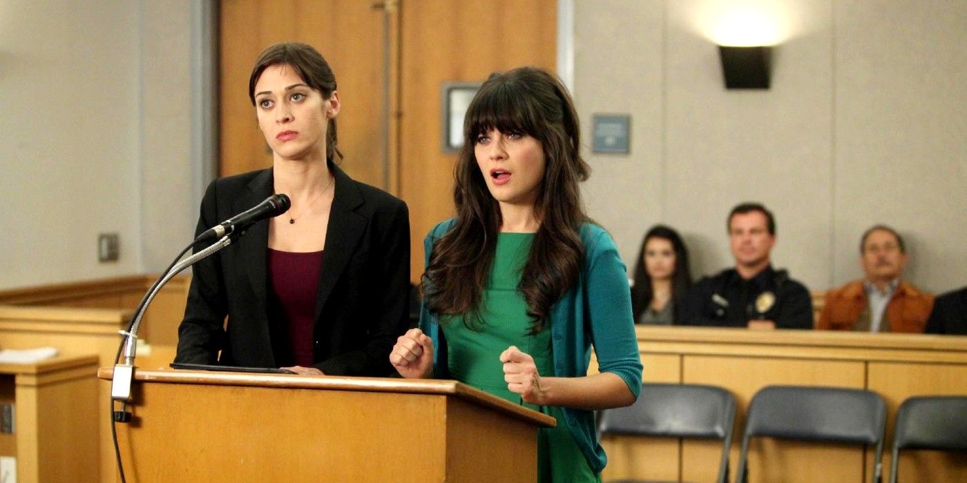 Julia acts as Jess' lawyer in traffic court in New Girl