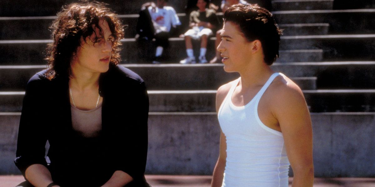 Patrick and Joey (Andrew Keegan) make deal in 10 Things I Hate About You