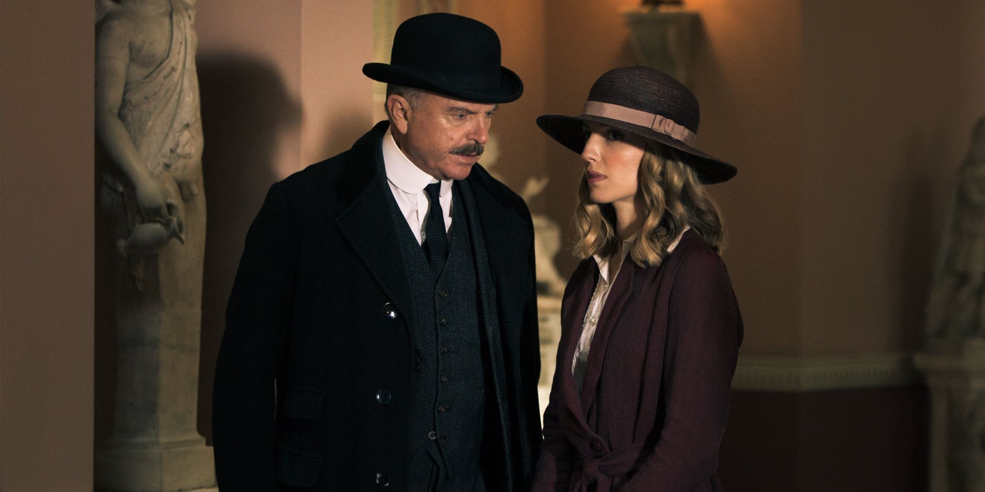 Inspector Campbell and Grace Shelby talking in a museum in Peaky Blinders