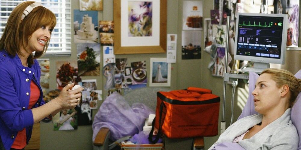 Robbie and Izzie in Grey's Anatomy