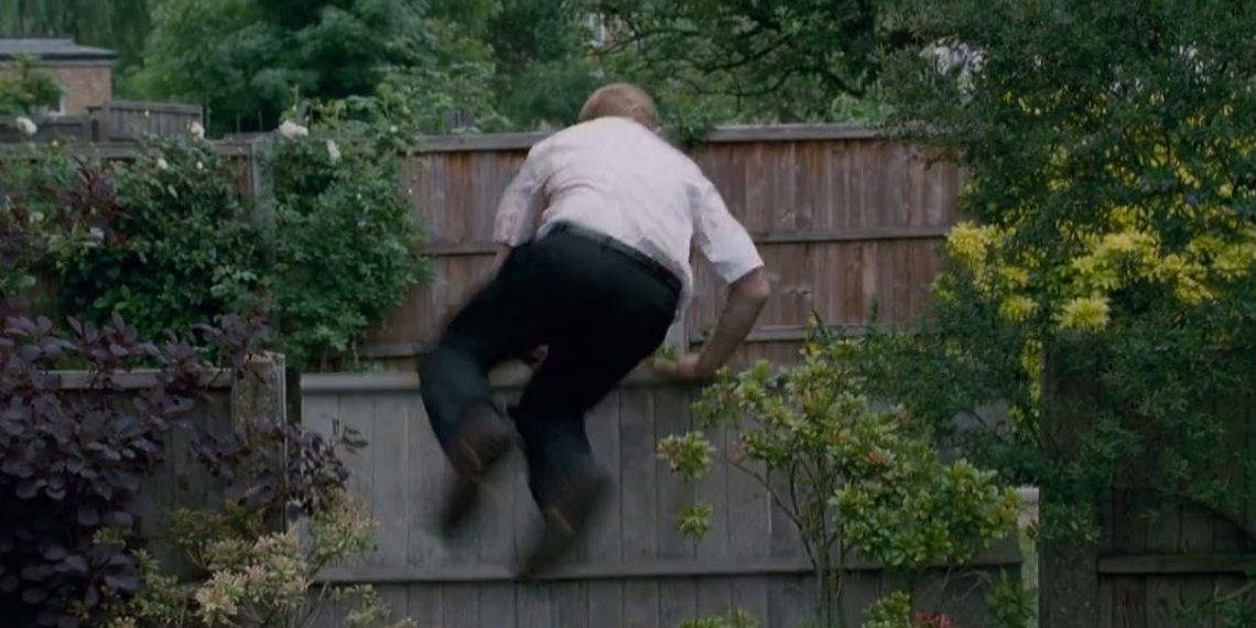 Simon Pegg tries to jump a fence in Shaun of the Dead