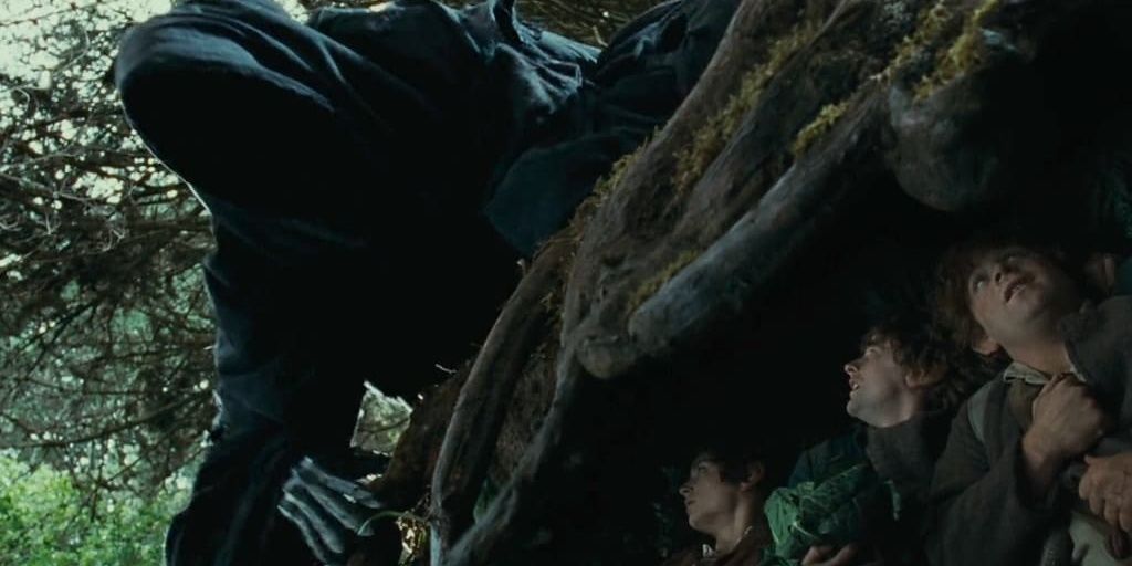 A Nazgul searches for the hiding Hobbits
