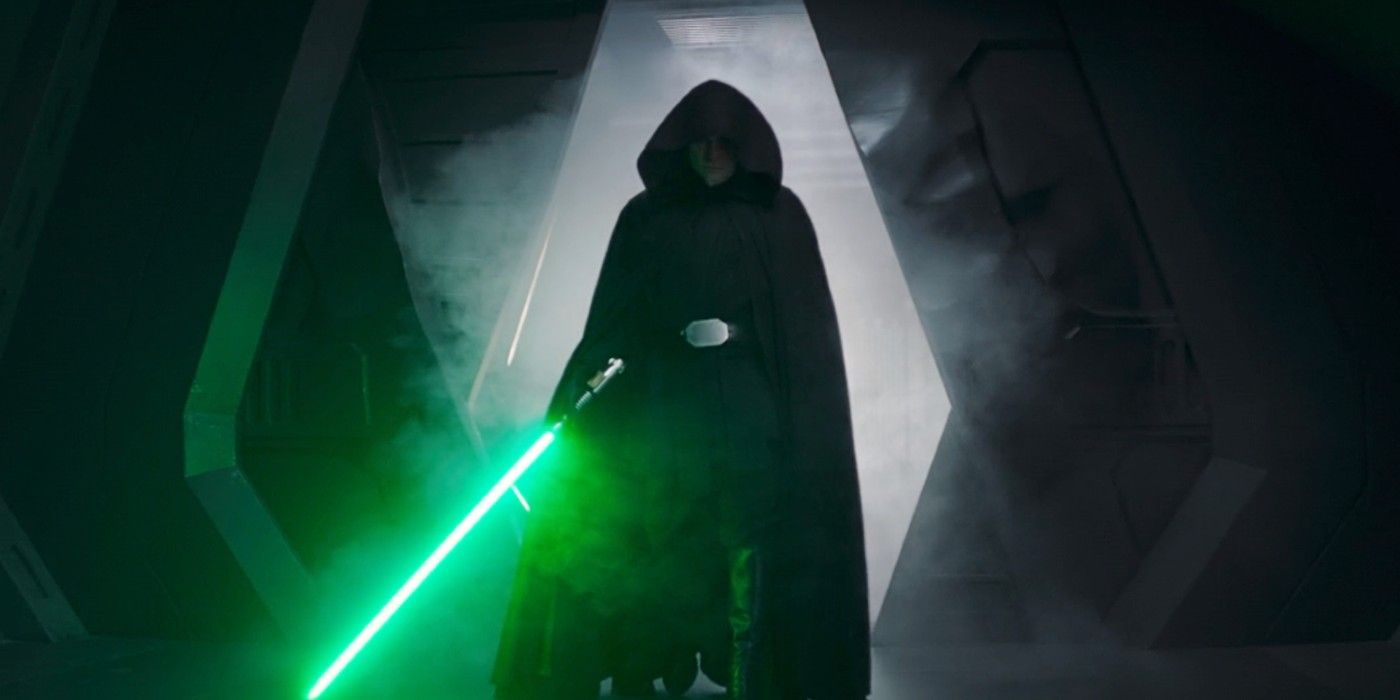 Luke with a green lightsaber in The Mandalorian finale