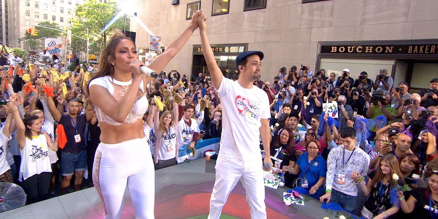   Jennifer Lopez e Lin-Manuel Miranda cantam no The Today Show