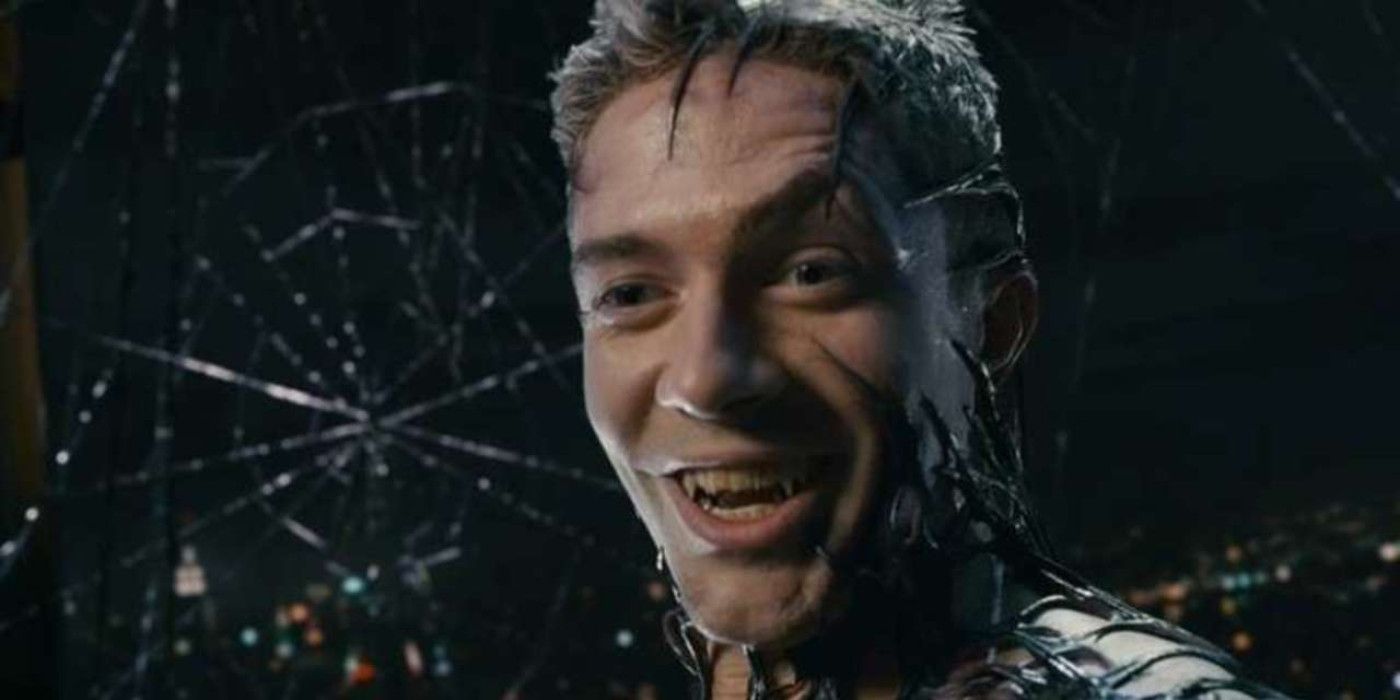 Eddie Brock smiling as Venom in Spider-Man 3