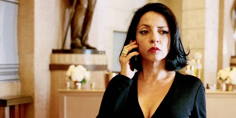 Veronica Falcón as Camila Vargas on the phone in Queen of the South