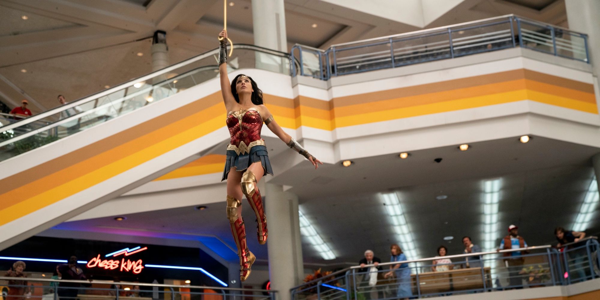 Wonder Woman 1984 mall action scene Diana lasso