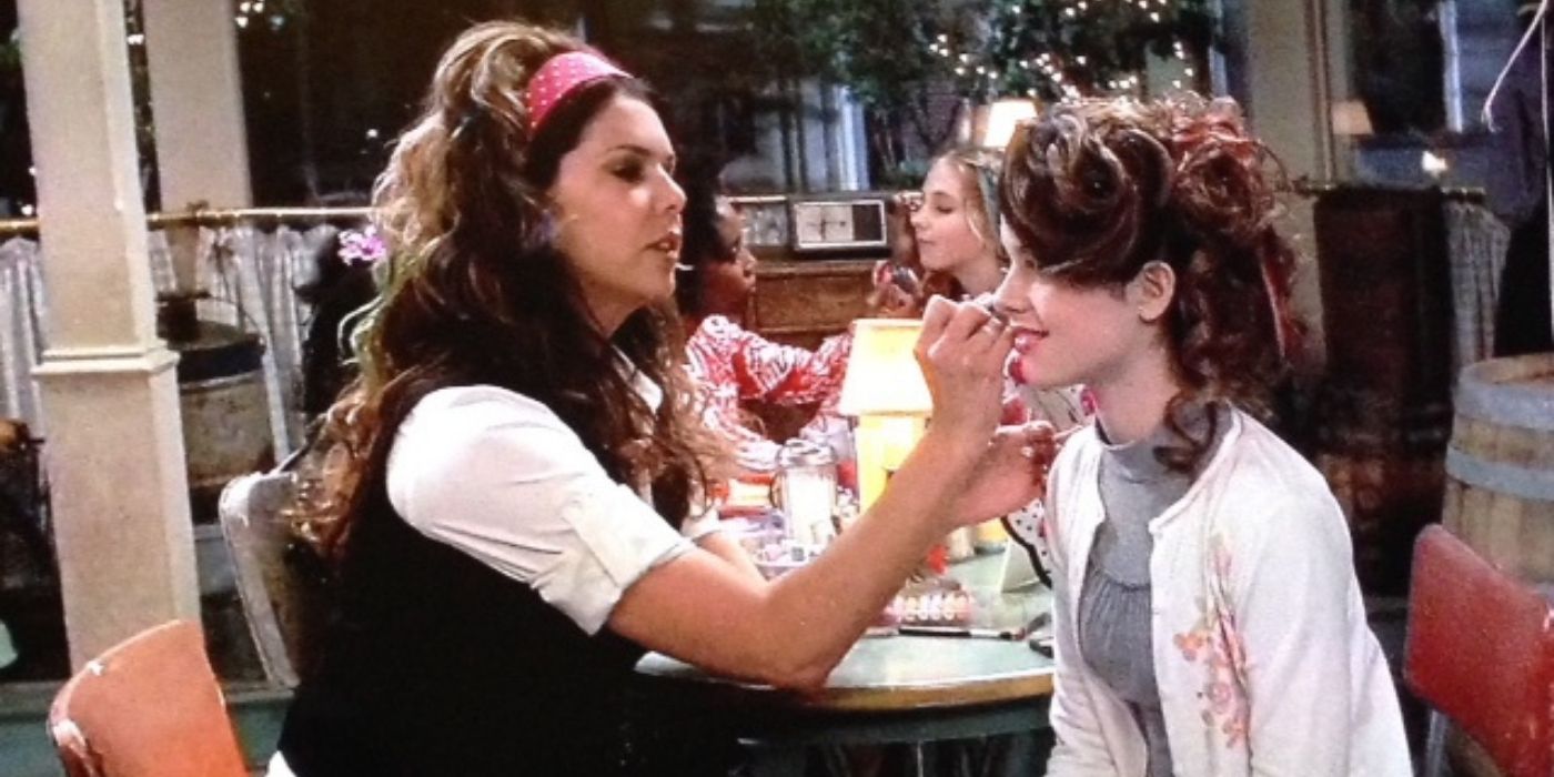 Lorelai does April's makeup on Gilmore Girls