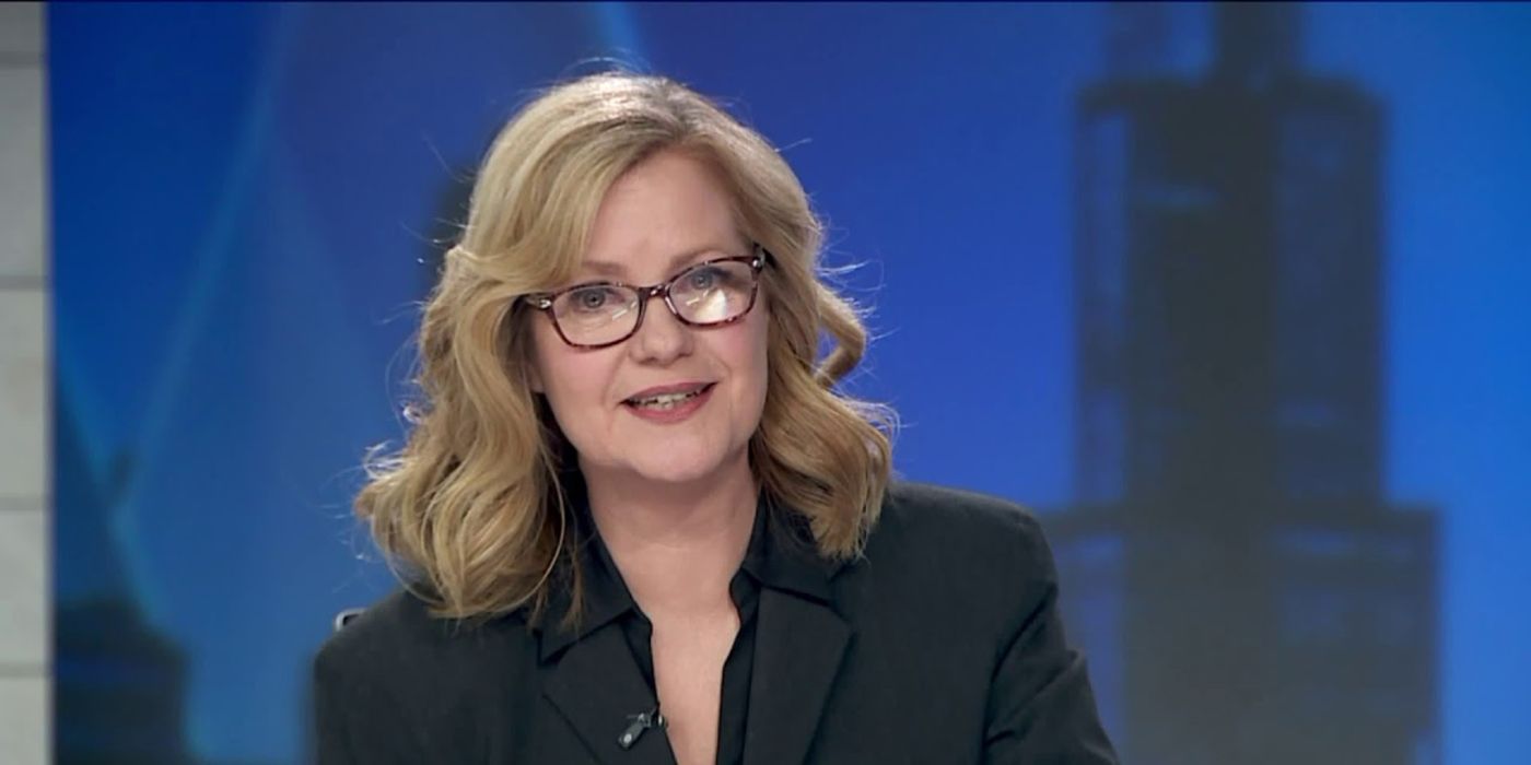Bonnie Hunt talks in The Morning Show
