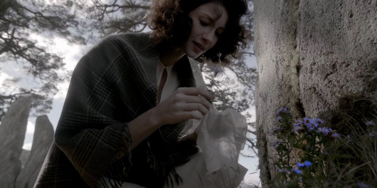 Outlander: 10 Hidden Details About Claire Fraser Everyone Missed