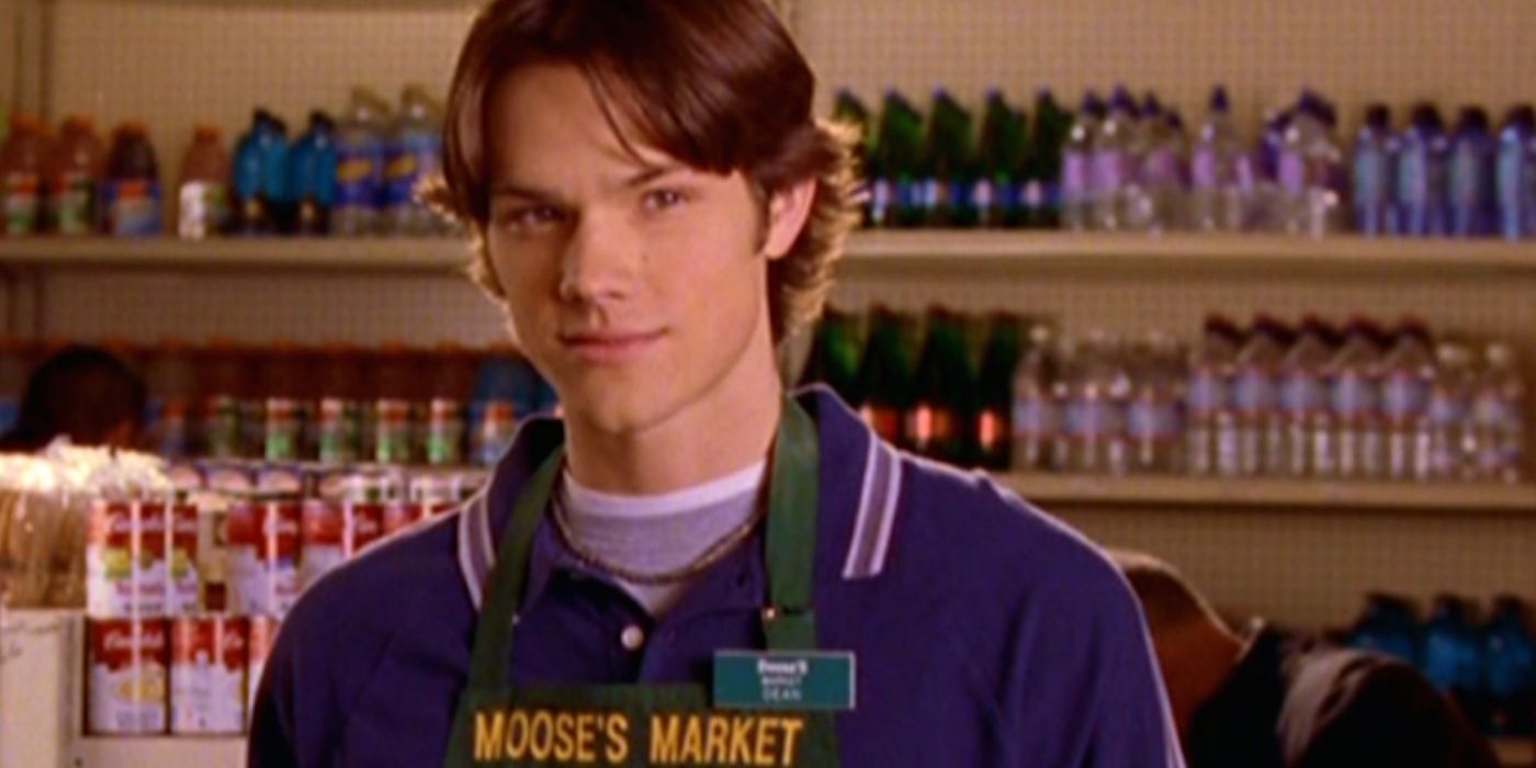 Dean at his job in Gilmore Girls.