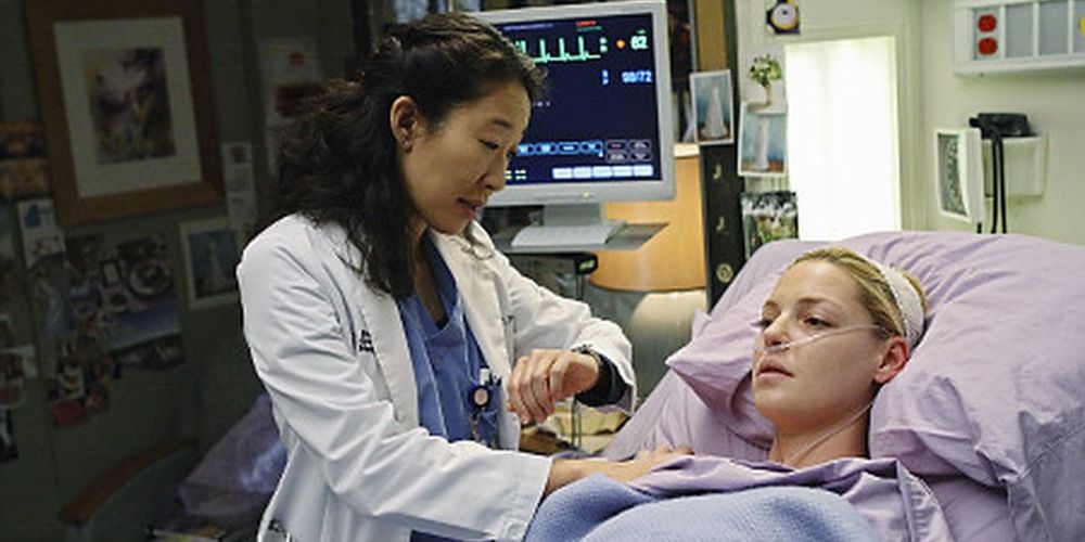Cristina and Izzie in Grey&rsquo;s Anatomy