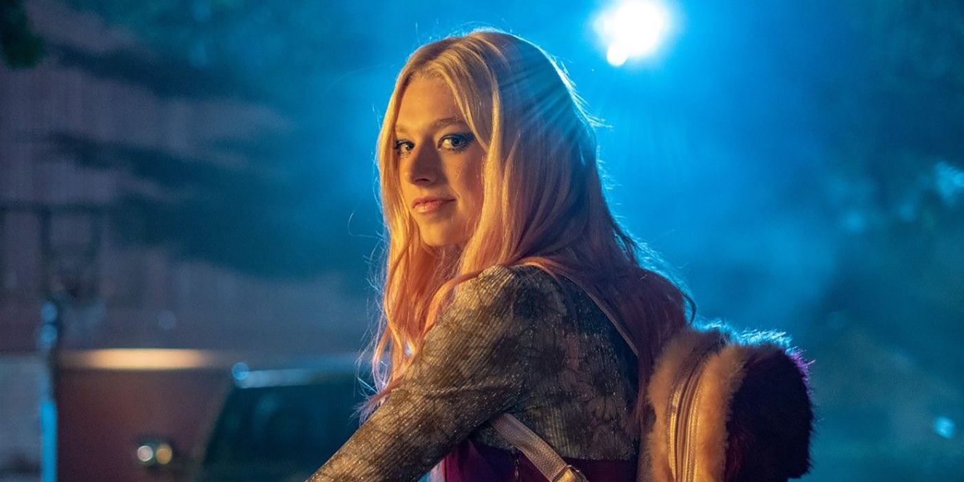 Hunter Schafer smile in Euphoria