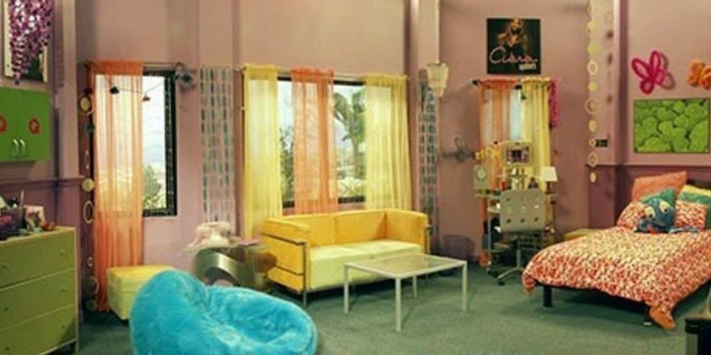 10 Dorm Rooms From Popular Movies & TV Shows Fans Wish They Had