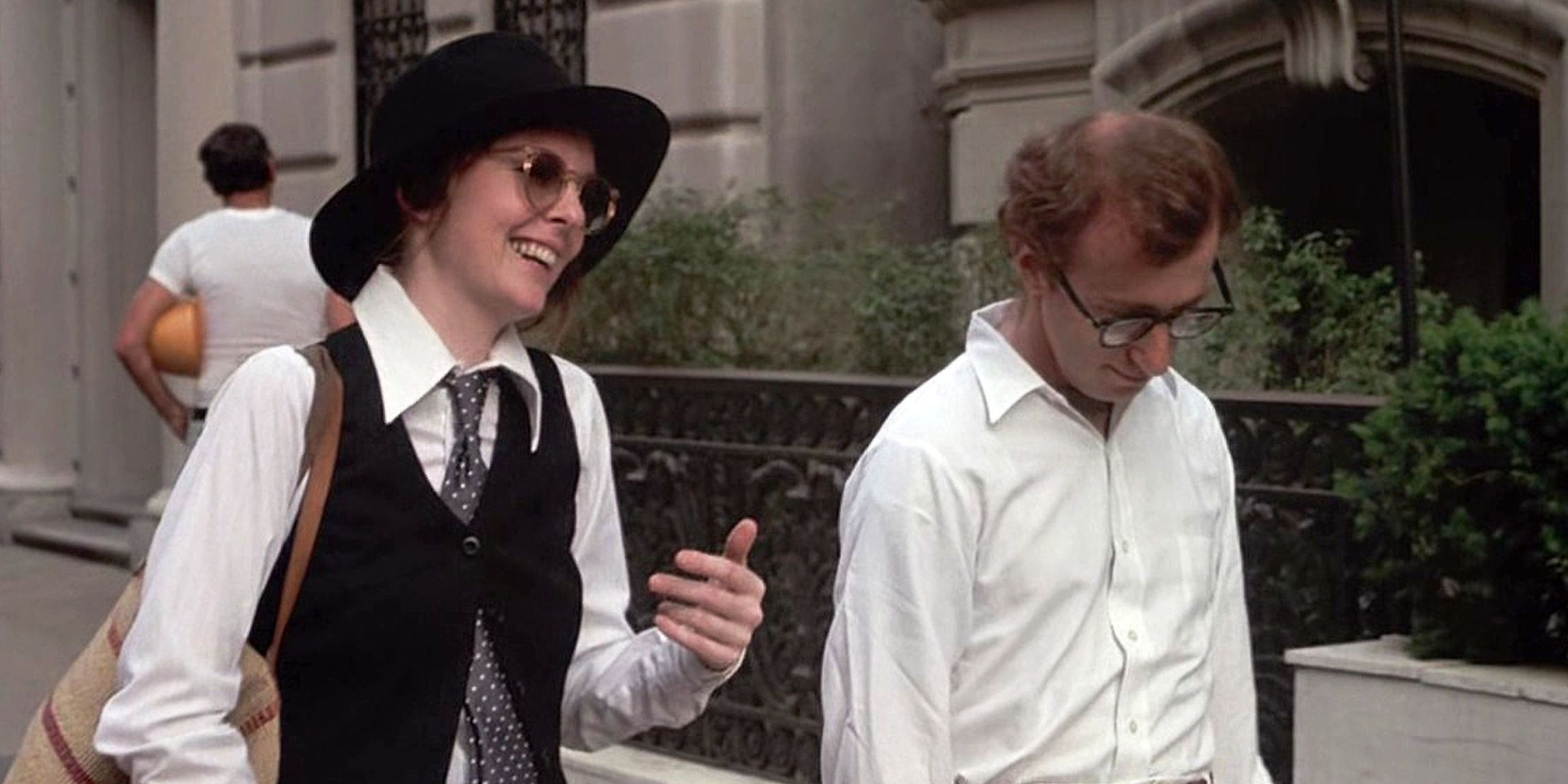 Annie and Alvy talk as they walk down the street in Annie Hall