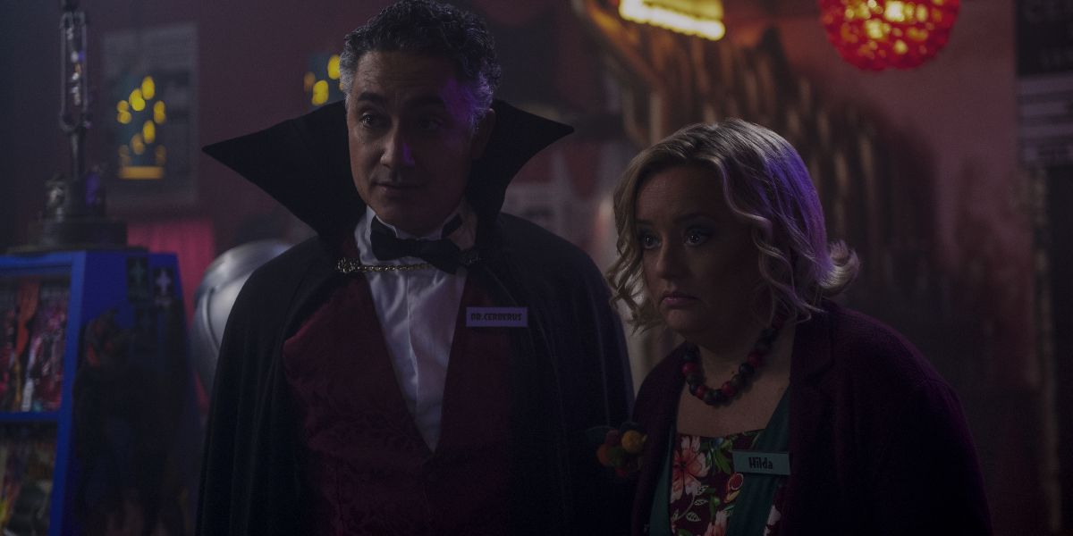 Lucy Davis as Aunt Hilda along with Alessandro Juliani as Dr.Cerberus