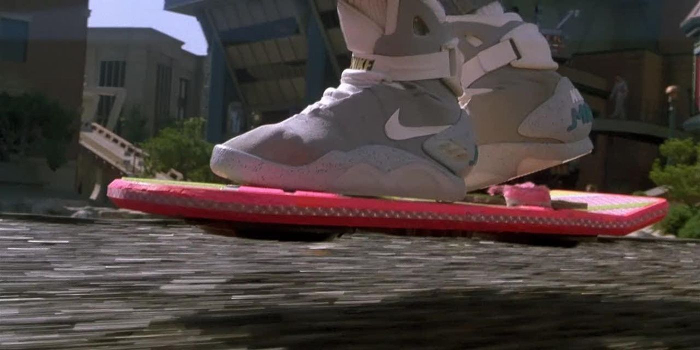 https://static1.srcdn.com/wordpress/wp-content/uploads/2021/01/Back-To-The-Future-Hoverboards.jpg