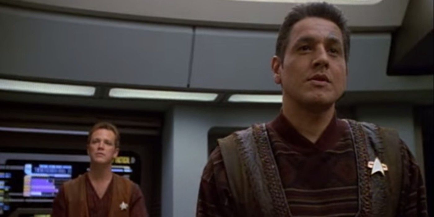 1 Voyager Episode Hilariously Poked Fun At Star Treks Holodeck Problem