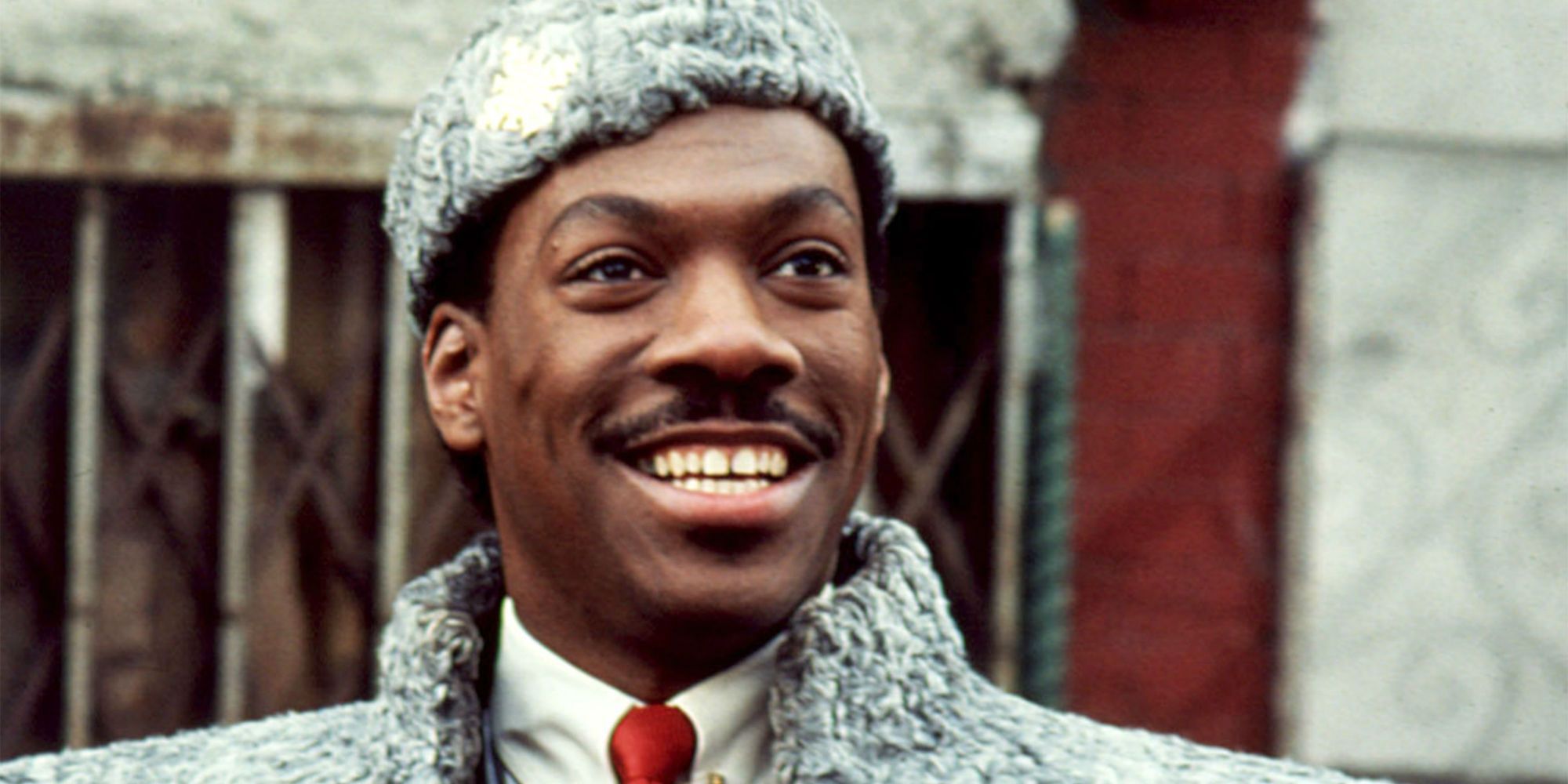 Prince Akeem walks around New York in Coming To America