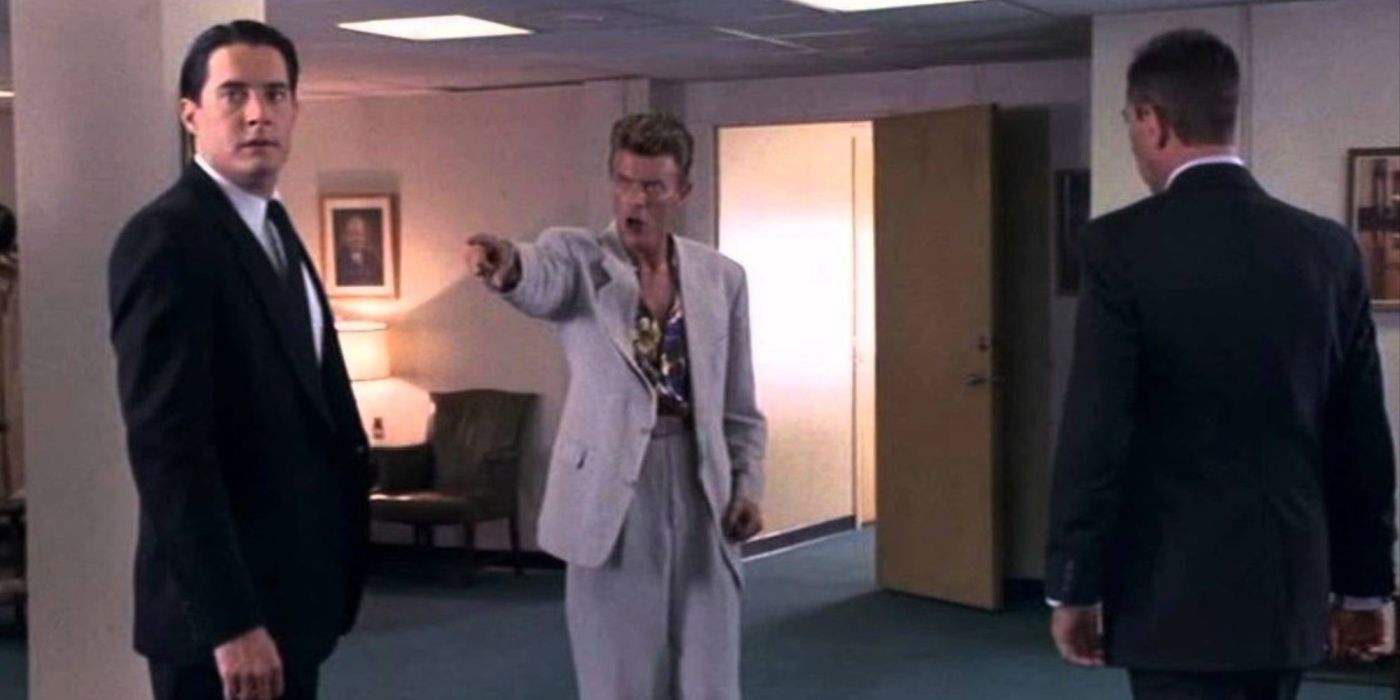 David Bowie walks into an office in Twin Peaks Fire Walk With Me 1992