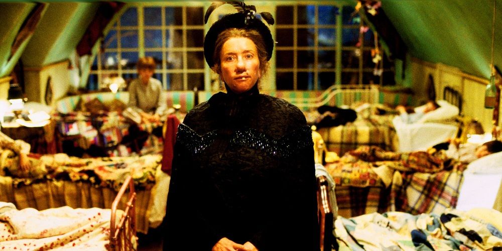 Emma-Thompson_NannyMcPhee_